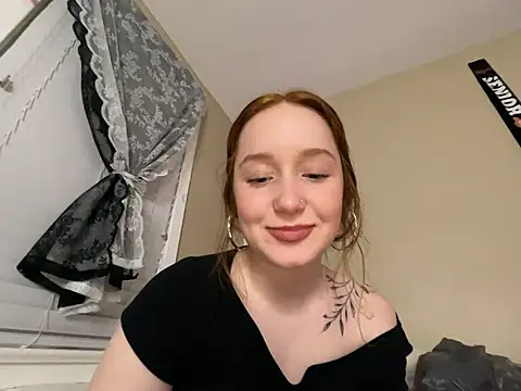 Snapshot of gingerbabe18 chatting on 6, 2, 2025 gingerbabe18 online show from 6, 2, 2025