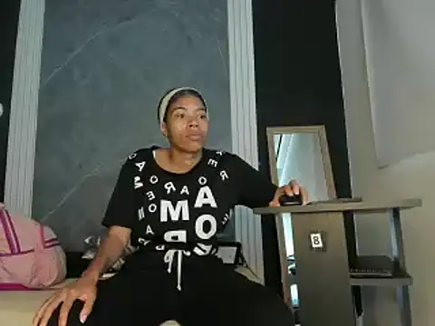 Snapshot of YummyDuooo chatting on 28, 2, 2025 YummyDuooo online show from 28, 2, 2025