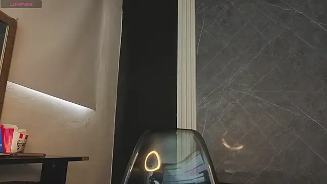 Snapshot of YummyDuooo chatting on 11, 10, 2025 YummyDuooo online show from 11, 10, 2025