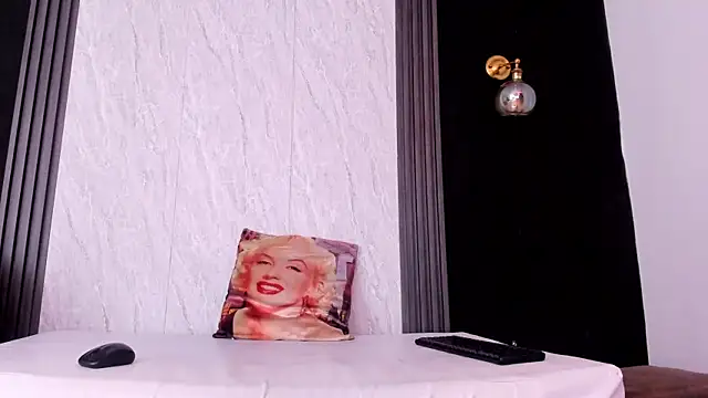 Snapshot of YummyDuooo chatting on 7, 3, 2026 YummyDuooo online show from 7, 3, 2026