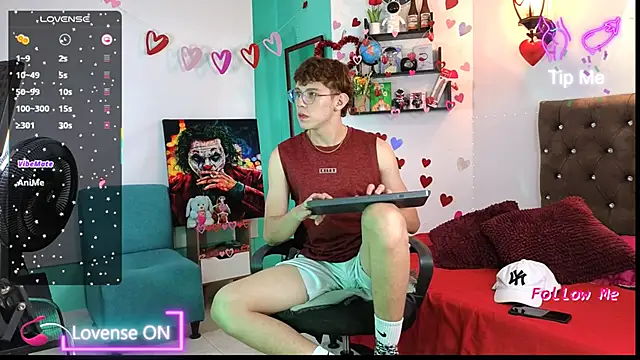 flowers18 online show from 23, 9, 2025