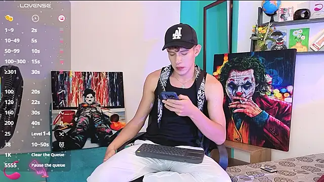 Snapshot of flowers18 chatting on 2, 2, 2026 flowers18 online show from 2, 2, 2026