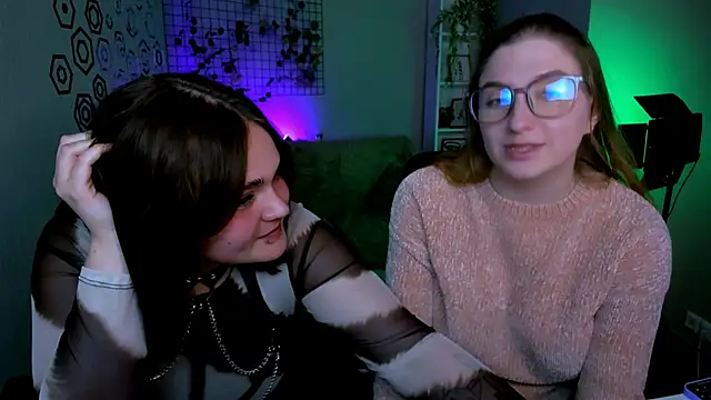 Snapshot of daisy_candy chatting on 12, 10, 2025 daisy candy online show from 12, 10, 2025