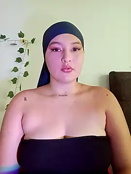 Celeste camila18 online show from 11, 10, 2025