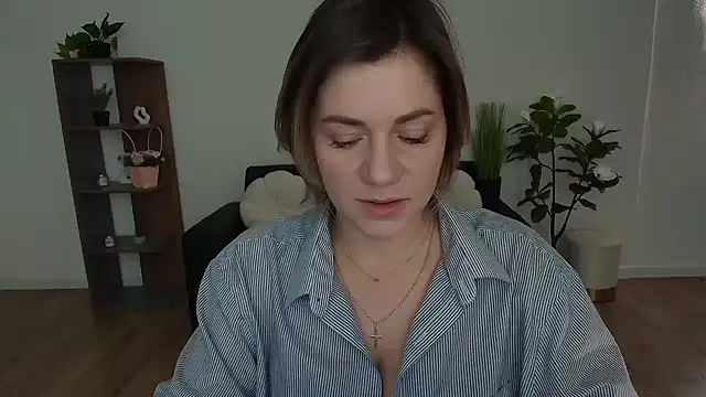 Snapshot of MariaSttone chatting on 14, 12, 2024 MariaSttone online show from 14, 12, 2024