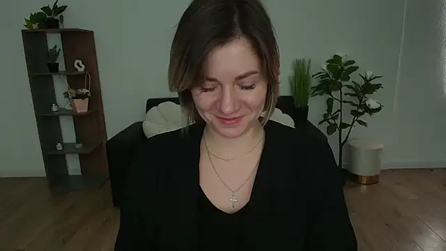 Snapshot of MariaSttone chatting on 16, 12, 2024 MariaSttone online show from 16, 12, 2024