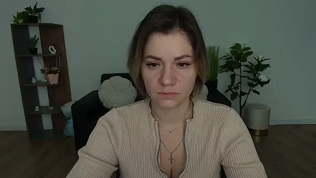 Snapshot of MariaSttone chatting on 23, 12, 2024 MariaSttone online show from 23, 12, 2024