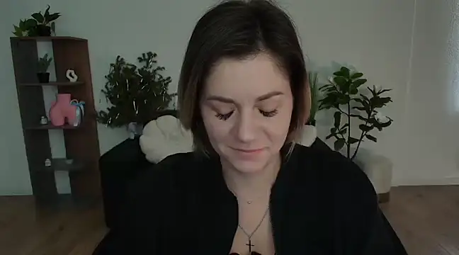 Snapshot of MariaSttone chatting on 12, 1, 2025 MariaSttone online show from 12, 1, 2025