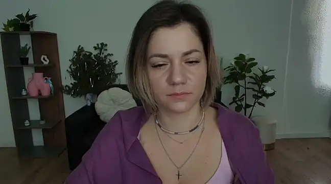 Snapshot of MariaSttone chatting on 13, 1, 2025 MariaSttone online show from 13, 1, 2025