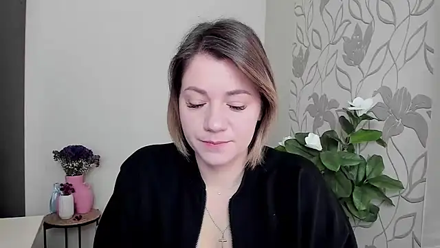 Snapshot of MariaSttone chatting on 26, 2, 2025 MariaSttone online show from 26, 2, 2025