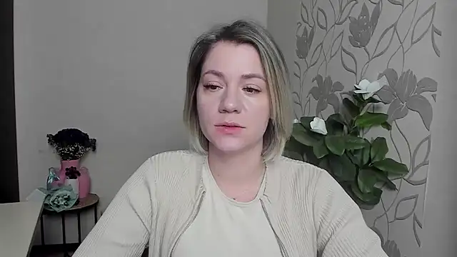 Snapshot of MariaSttone chatting on 17, 3, 2025 MariaSttone online show from 17, 3, 2025