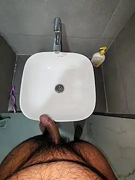 rahulGJ03 online show from 14, 1, 2025