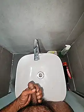 rahulGJ03 online show from 17, 1, 2025