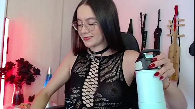 Snapshot of Alisson_Beckett chatting on 9, 4, 2026 Alisson Beckett online show from 9, 4, 2026