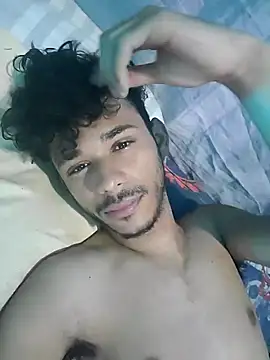 Snapshot of Luckbigcock64 chatting on 22, 12, 2024 Luckbigcock64 online show from 22, 12, 2024