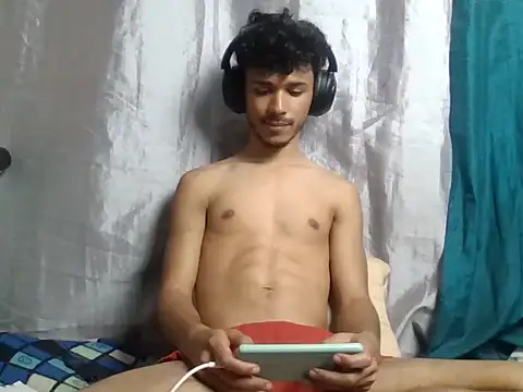 Snapshot of Luckbigcock64 chatting on 2, 1, 2025 Luckbigcock64 online show from 2, 1, 2025