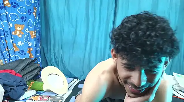 Snapshot of Luckbigcock64 chatting on 9, 2, 2025 Luckbigcock64 online show from 9, 2, 2025