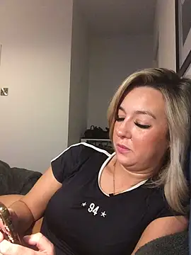 Busty-Bambi online show from 16, 3, 2025