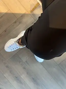 FeetVibe online show from 31, 10, 2025