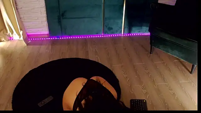 Snapshot of FeetVibe chatting on 25, 6, 2026 FeetVibe online show from 25, 6, 2026