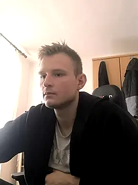 Snapshot of hardgun_ chatting on 15, 3, 2025 hardgun online show from 15, 3, 2025