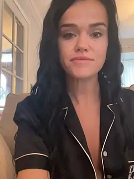 English-Chloe96 online show from 17, 12, 2024