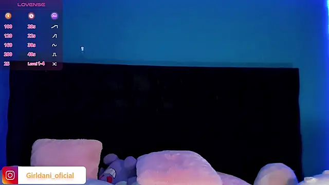 Snapshot of Liittle_foxxxy chatting on 18, 1, 2025 Liittle foxxxy online show from 18, 1, 2025