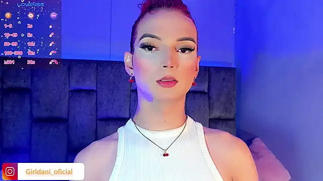 Snapshot of Liittle_foxxxy chatting on 28, 2, 2025 Liittle foxxxy online show from 28, 2, 2025