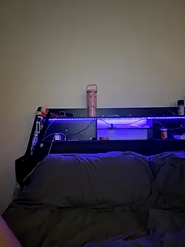 ladylavish online show from 4, 12, 2025