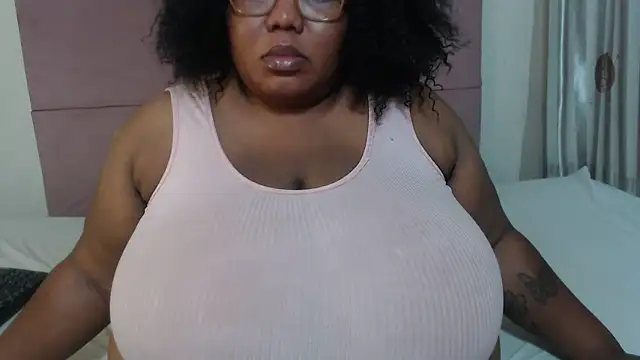 DAIRYBELLELIZxx online show from 18, 12, 2024