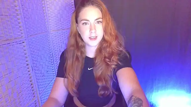 KayleyxEmily online show from 26, 11, 2025