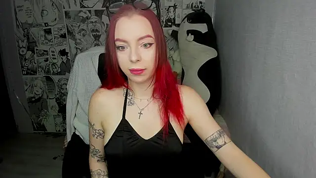 Martha Cameron online show from 3, 10, 2025