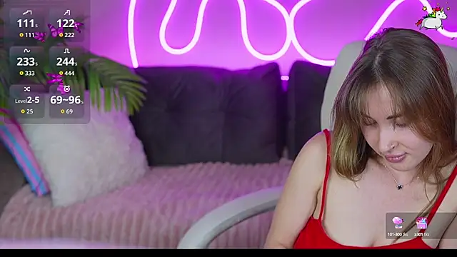 Snapshot of JennyyLuv chatting on 16, 9, 2025 JennyyLuv online show from 16, 9, 2025