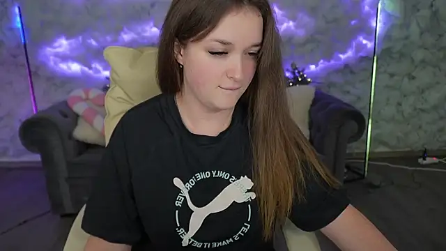 Snapshot of DonnaLustt chatting on 22, 1, 2025 DonnaLustt online show from 22, 1, 2025