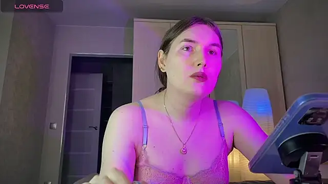 Maria Bowie online show from 20, 5, 2026