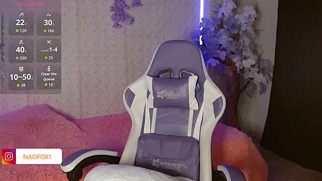 NaomiFox1 online show from 14, 9, 2025