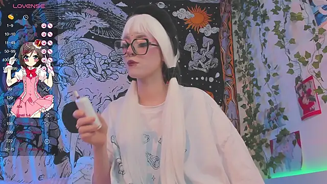 Snapshot of kissthasky chatting on 14, 10, 2025 kissthasky online show from 14, 10, 2025