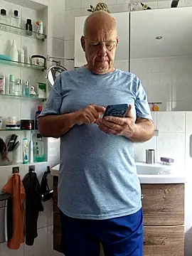 Snapshot of ak616263 chatting on 5, 6, 2026 ak616263 online show from 5, 6, 2026