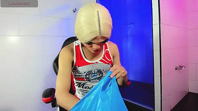 Gabyqueen70 online show from 12, 1, 2025