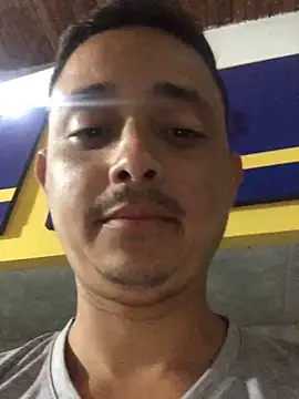Snapshot of isacalejandroo chatting on 27, 12, 2024 isacalejandroo online show from 27, 12, 2024
