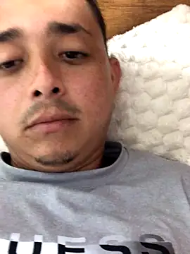 isacalejandroo online show from 23, 9, 2025