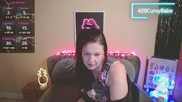 420Curvybabe online show from 20, 1, 2025