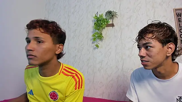 boys yourparty online show from 24, 4, 2026