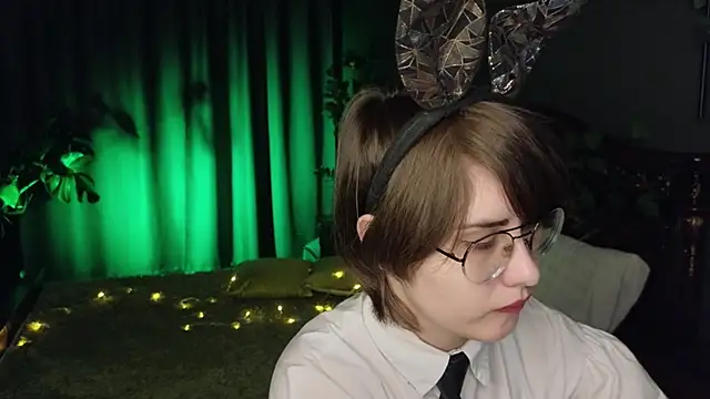 Funny bunnyy online show from 10, 1, 2025