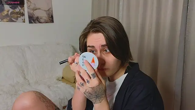 Funny bunnyy online show from 6, 3, 2025