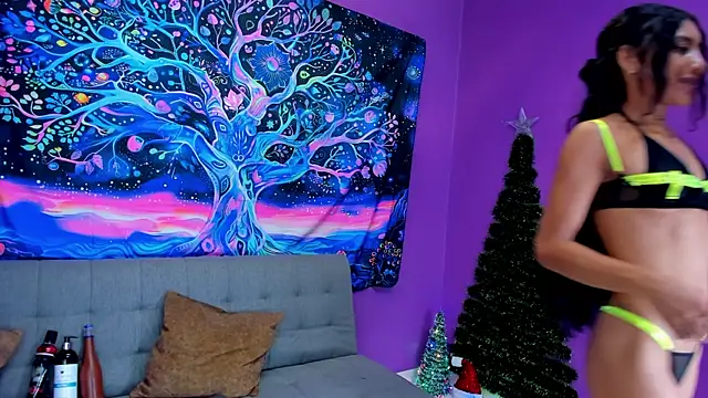 Snapshot of Mieldeluna chatting on 6, 12, 2024 Mieldeluna online show from 6, 12, 2024