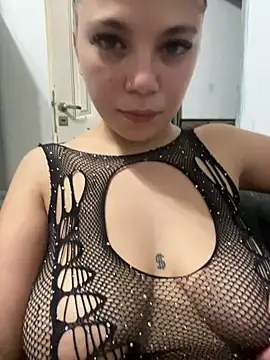Snapshot of PEACHY439 chatting on 21, 2, 2025 PEACHY439 online show from 21, 2, 2025