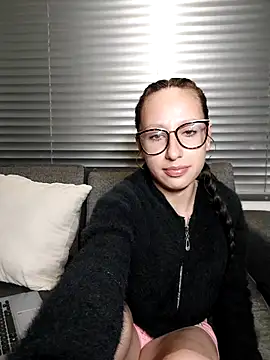 milena 23x online show from 13, 2, 2025