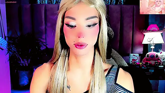 dollswit01 online show from 2, 11, 2025