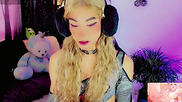 dollswit01 online show from 6, 3, 2026